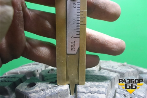 Шина Continental Conti 4x4 Ice Contact 102Q 225/65 R17 (Зима Шипы)