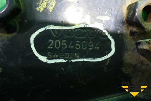 Петля решетки радиатора левая  (Нижняя) (20545094) для Volvo TRUCK FH с 2002-2008г (ФШ)