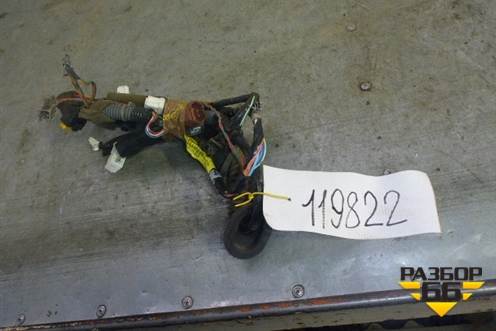 Проводка двери передней правой для Nissan Tiida (C11X) с 2004-2013г (Тиида)