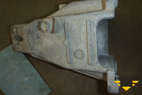 Кронштейн двигателя правый (2.0л) для Suzuki Grand Vitara с 2006г (Гранд Витара)