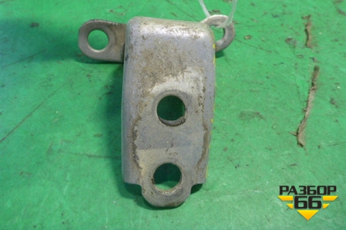 Петля двери передней правой нижняя для Honda Civic 4D с 2006-2012г (Цивик)