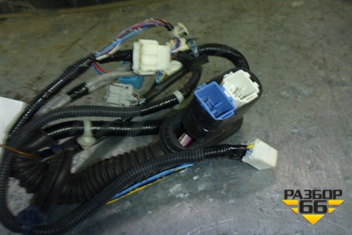 Проводка двери передней правой для Honda Civic 4D с 2006-2012г (Цивик)