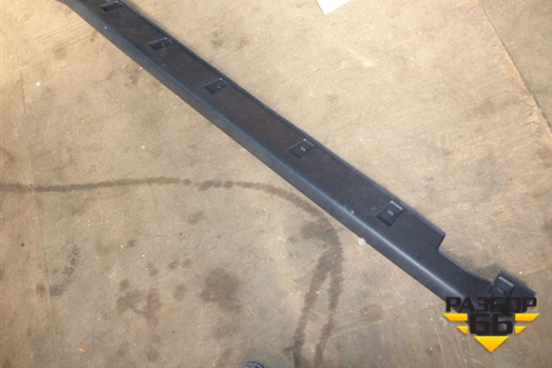 Накладка на порог наружная правая (новая5110509S9A500) для Honda CR-V(RD4) с 2002-2006г (ЦРВ СРВ)