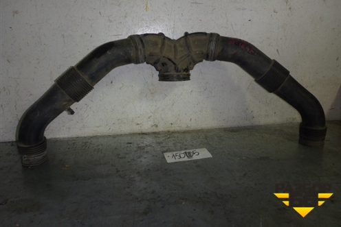 Патрубок воздушного фильтра (в сборе) для Volkswagen Touareg c 2002-2010г (Туарег)