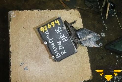 Блок ABS для Nissan Wingroad (Y12)