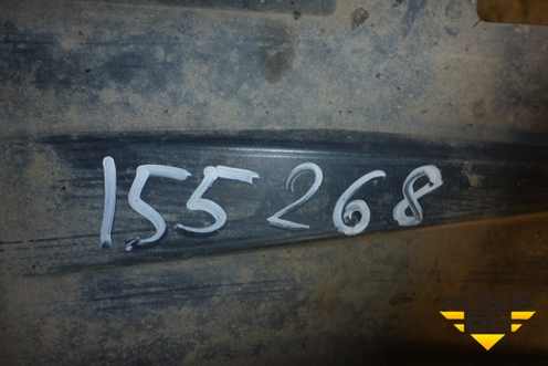 Решетка в передний бампер центральная (71105TR0G002) для Honda Civic 4D с 2012г (Цивик)