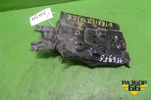 Площадка под аккумулятор для Nissan X-Trail (Т30) с 2000-2007г