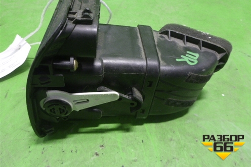 Дефлектор воздушный правый для Honda CR-V(RD4) с 2002-2006г (ЦРВ СРВ)