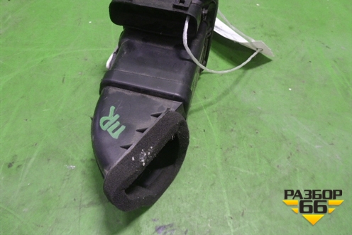 Дефлектор воздушный правый для Honda CR-V(RD4) с 2002-2006г (ЦРВ СРВ)