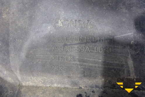 Брызговик задний левый (75830S9A0030) для Honda CR-V(RD4) с 2002-2006г (ЦРВ СРВ)