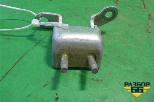 Петля двери задней левой верхняя для Honda CR-V(RD4) с 2002-2006г (ЦРВ СРВ)