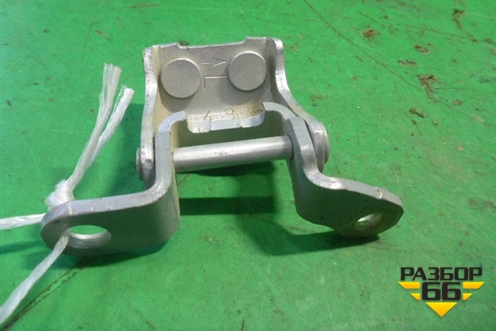 Петля двери задней левой верхняя для Honda CR-V(RD4) с 2002-2006г (ЦРВ СРВ)
