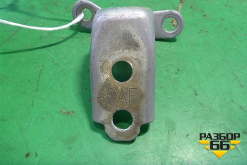 Петля двери задней правой верхняя для Honda CR-V(RD4) с 2002-2006г (ЦРВ СРВ)