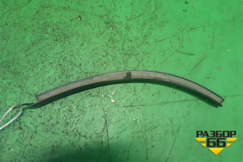 Накладка заднего крыла правого (7587360030) для Toyota Land Cruiser Prado(150) с 2009г (Ленд Крузер Прадо)