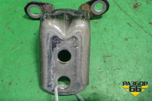 Петля двери задней правой нижняя для Nissan Qashqai (J10E) с 2006-2013г (Кашкай)