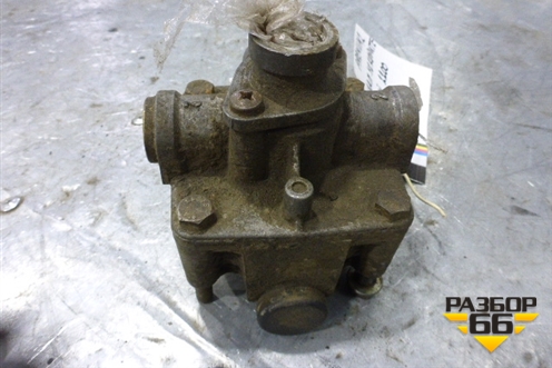 Клапан ускорительный (5010588270) для Renault TRUCK Premium 2 с 2005-2013г (Премиум 2)