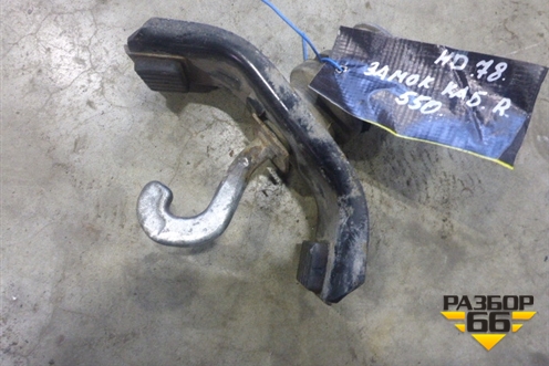 Замок кабины (правый) для Hyundai  HD 35-78 с 2003г