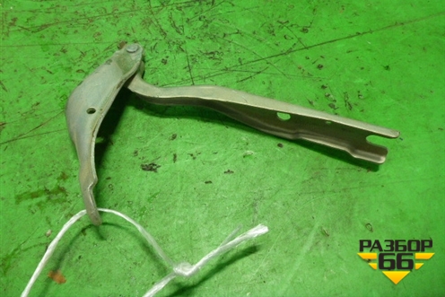 Петля капота правая (новая) для Seat Toledo с 2004-2009г (Толедо)