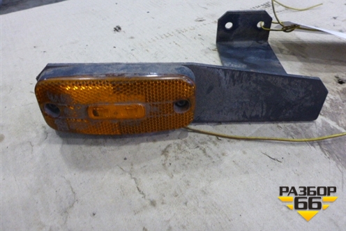 Габарит передний (с кронштейном) для Renault TRUCK Premium 2 с 2005-2013г (Премиум 2)