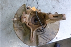 Кулак поворотный передний левый(3.0л.АКПП 4WD EZ30) для Subaru Legacy Outback (BP9) с 2003-2009г