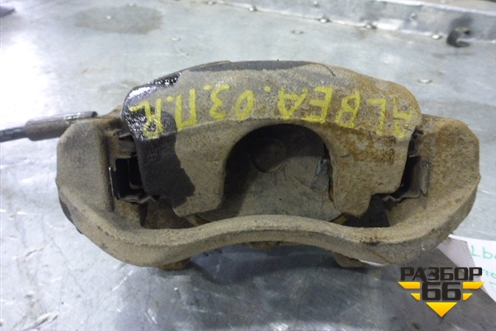 Суппорт передний правый (735289776) для Fiat Albea с 2003г (Альбеа)