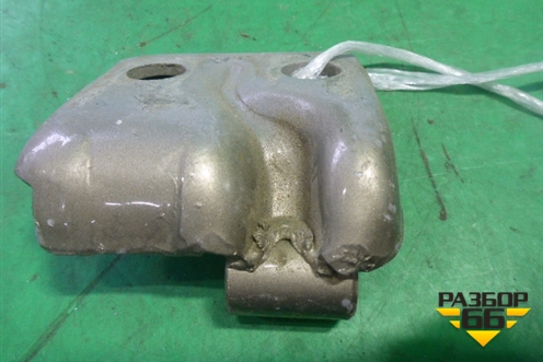 Петля двери передней левой верхняя (46816525) для Fiat Albea с 2003г (Альбеа)