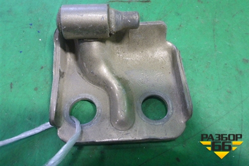 Петля двери задней правой нижняя (46816374) для Fiat Albea с 2003г (Альбеа)