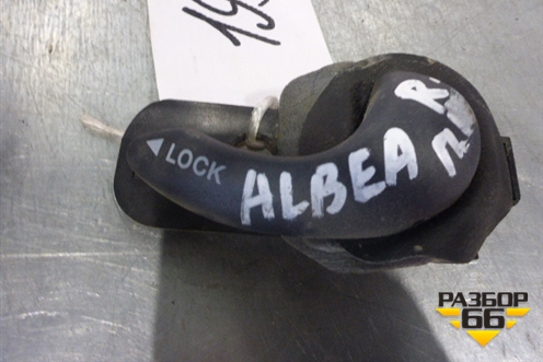 Ручка внутренняя двери передней правой для Fiat Albea с 2003г (Альбеа)