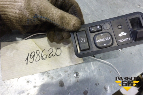 Переключатель регулировки зеркал (с кнопкой включения ПТФ) для BYD F3 с 2007г (Ф3)