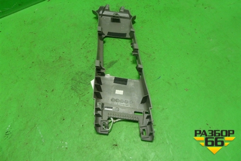 Обшивка стойки центральная верхняя правая (84111SNAA01120) для Honda Civic 4D с 2006-2012г (Цивик)