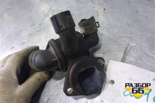 Корпус термостата (2.0л TDI) (03L121111AB) для Volkswagen Amarok с 2010г (Амарок)