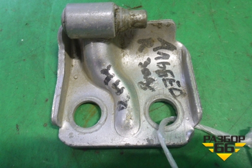Петля двери задней правой нижняя (46816374) для Fiat Albea с 2003г (Альбеа)