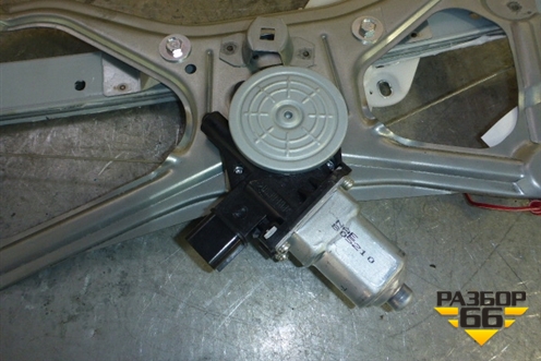 Стеклоподъёмник электрический передний левый (новый) (72250SNAA02) для Honda Civic 4D с 2006-2012г (Цивик)
