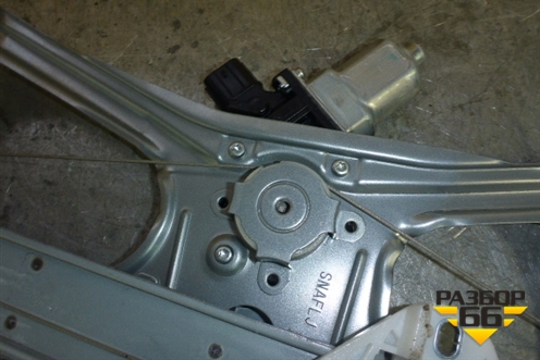 Стеклоподъёмник электрический передний левый (новый) (72250SNAA02) для Honda Civic 4D с 2006-2012г (Цивик)