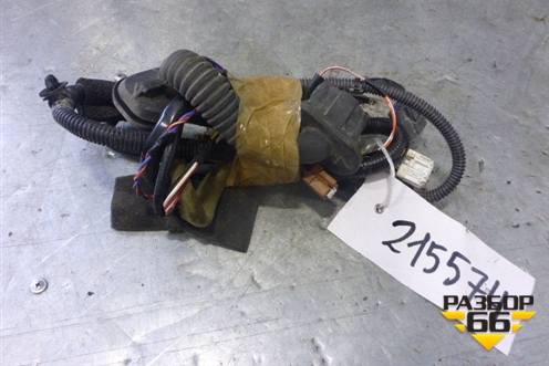 Проводка двери задней левой для Infiniti Infiniti QX56/QX80 (Z62) с 2010г (Ку икс56/80)