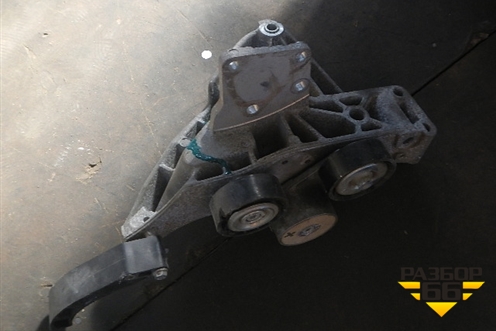 Кронштейн генератора (55186284) для Fiat Albea с 2003г (Альбеа)