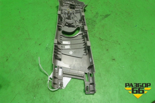 Обшивка стойки центральная верхняя правая (84111TR0A020) для Honda Civic 4D с 2012г (Цивик)