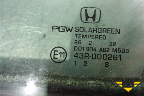 Стекло двери передней левой форточка для Honda Civic 4D с 2012г (Цивик)