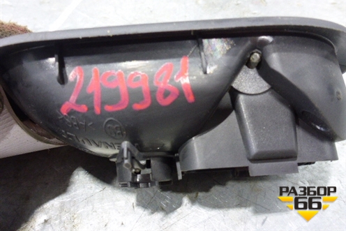Ручка внутренняя двери задней правой (8200028486) для Renault Scenic с 2003-2009г (Сценик)