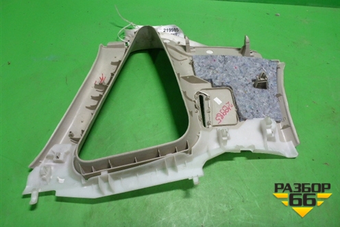 Обшивка стойки задняя верхняя правая (8200177338) для Renault Scenic с 2003-2009г (Сценик)