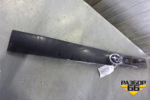 Накладка двери багажника для Subaru Forester (SH5) с 2008-2012г