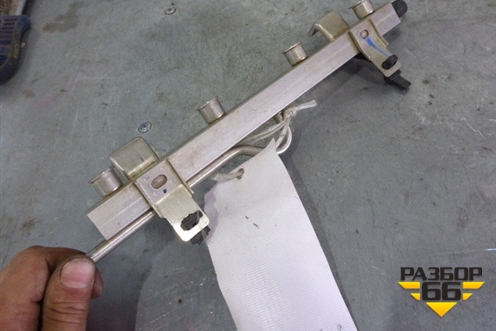 Рейка топливная рампа (1.5л 4G15) для BYD F3 с 2007г (Ф3)