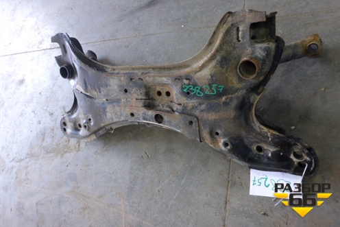 Подрамник передний МКПП для Geely MK с 2008г