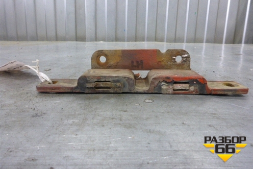 Кронштейн радиатора левый для Iveco Stralis с 2002-2006г (Стралис)