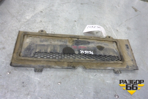 Решетка в капот  (81611500136) для MAN TGS с 2007г (ТГС)