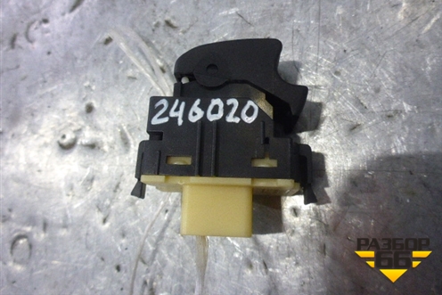 Кнопка стеклоподъёмника для Toyota Avensis с 2003-2009г (Авенсис)