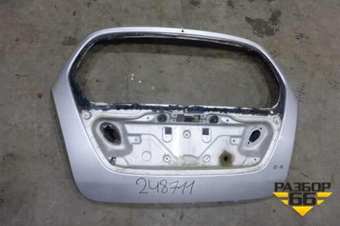 Дверь багажника без стекла (6910054822) для Suzuki Liana с 2001г (Лиана)
