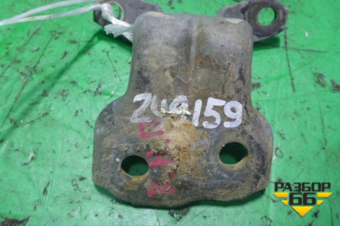 Петля двери передней правой нижняя (6933054G00) для Suzuki Liana с 2001г (Лиана)