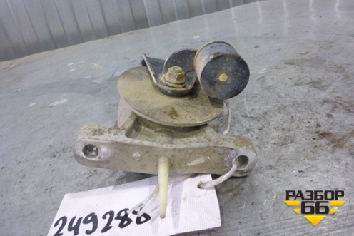 Опора КПП (с кронштейном) для Suzuki Liana с 2001г (Лиана)