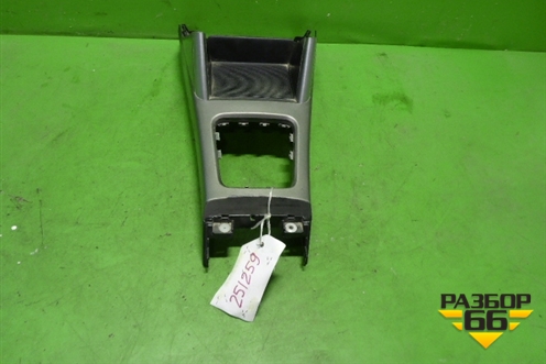 Консоль (92122SC030) для Subaru Forester (SH5) с 2008-2012г